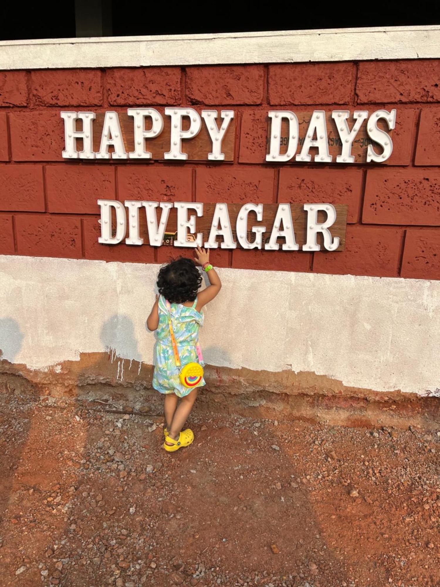 Happy Days Diveāgar Exteriér fotografie
